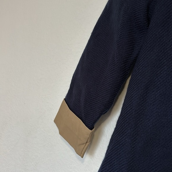 Girl's coat size 6 in navy blue with beige trim - Picture 7 of 11